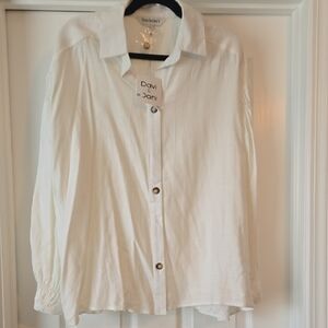 DAVI & DANI White Relaxed Button-Front Linen Blouse